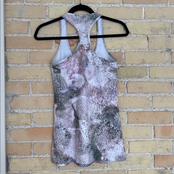 Lululemon Patterned Racerback Tank Top - Picture 2 of 3